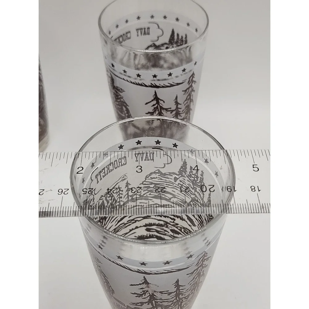 Vintage Jeannette Glass Davy Crockett Glasses 1955 Hero Of The Alamo